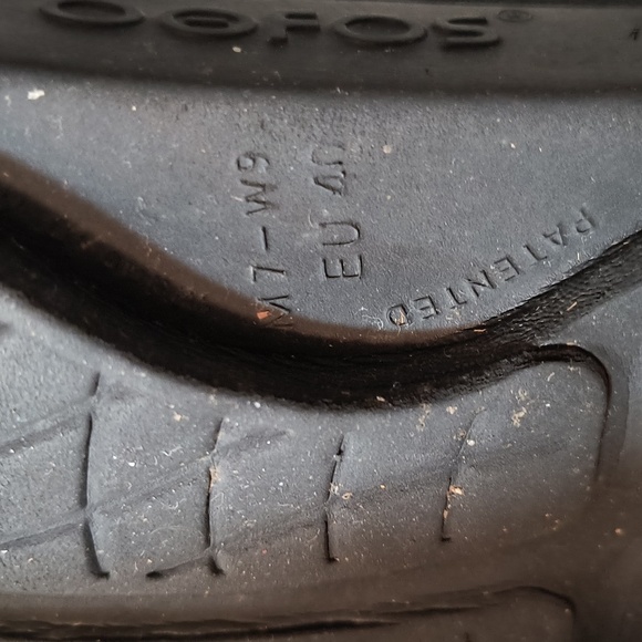 OOFOS Women's Dark Gray Black Comfort Sandals - Picture 11 of 11